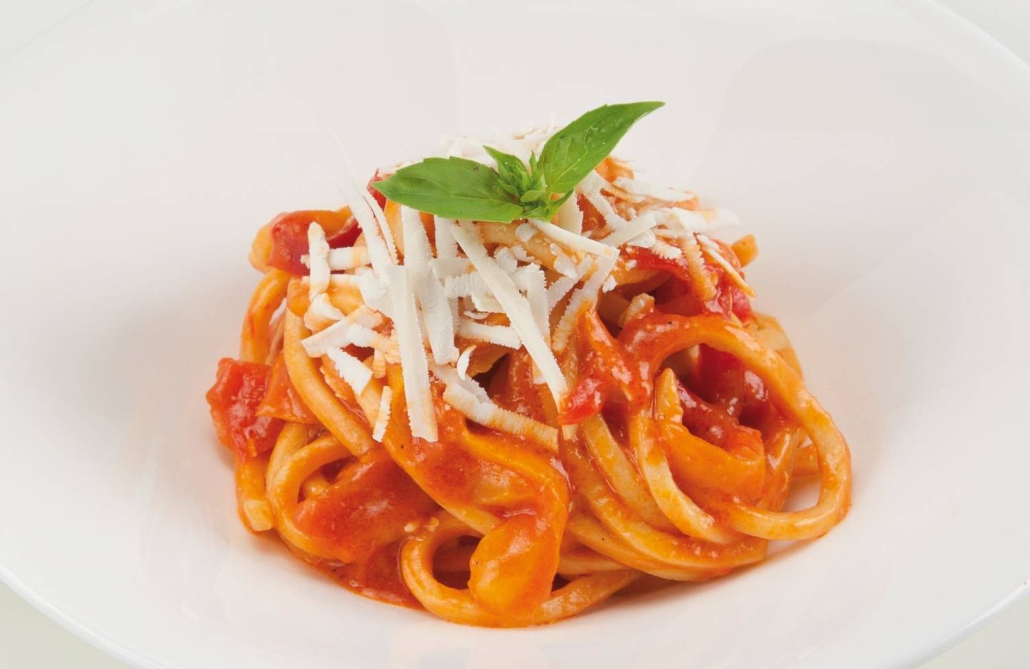 Troccoli à la crème de poivrons et ricotta salée